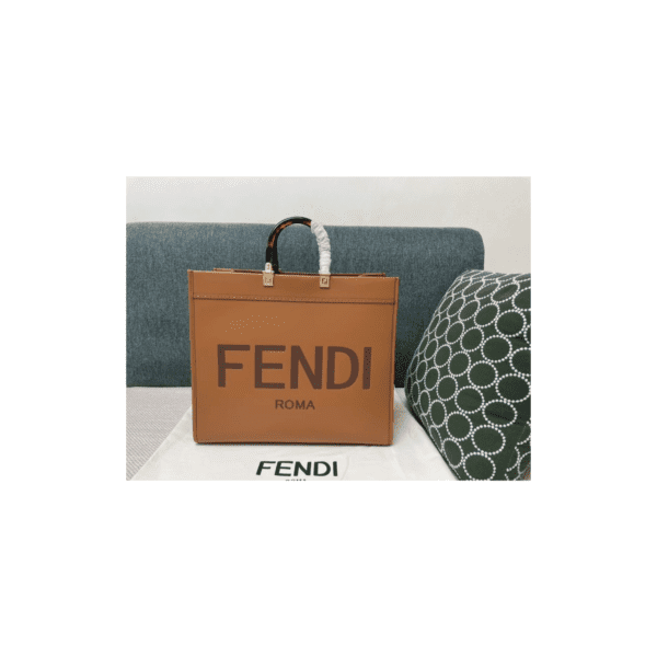 cartera fendi